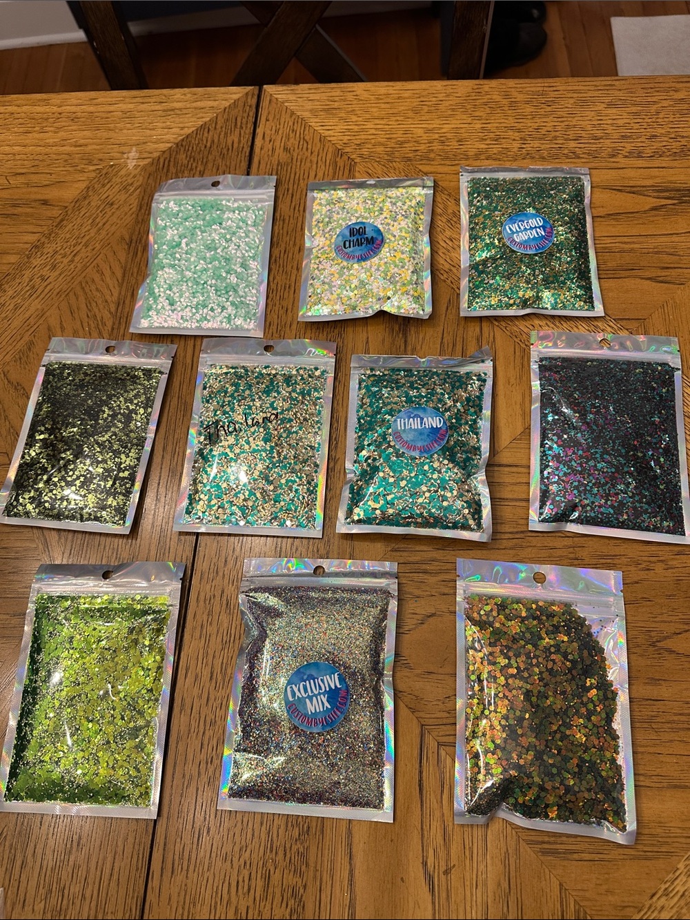 Assorted Green & Teal Glitter Mixes - 10 Pack